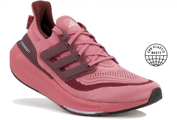 UltraBOOST Light NYC M